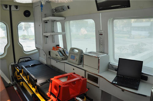 长沙救护车内部